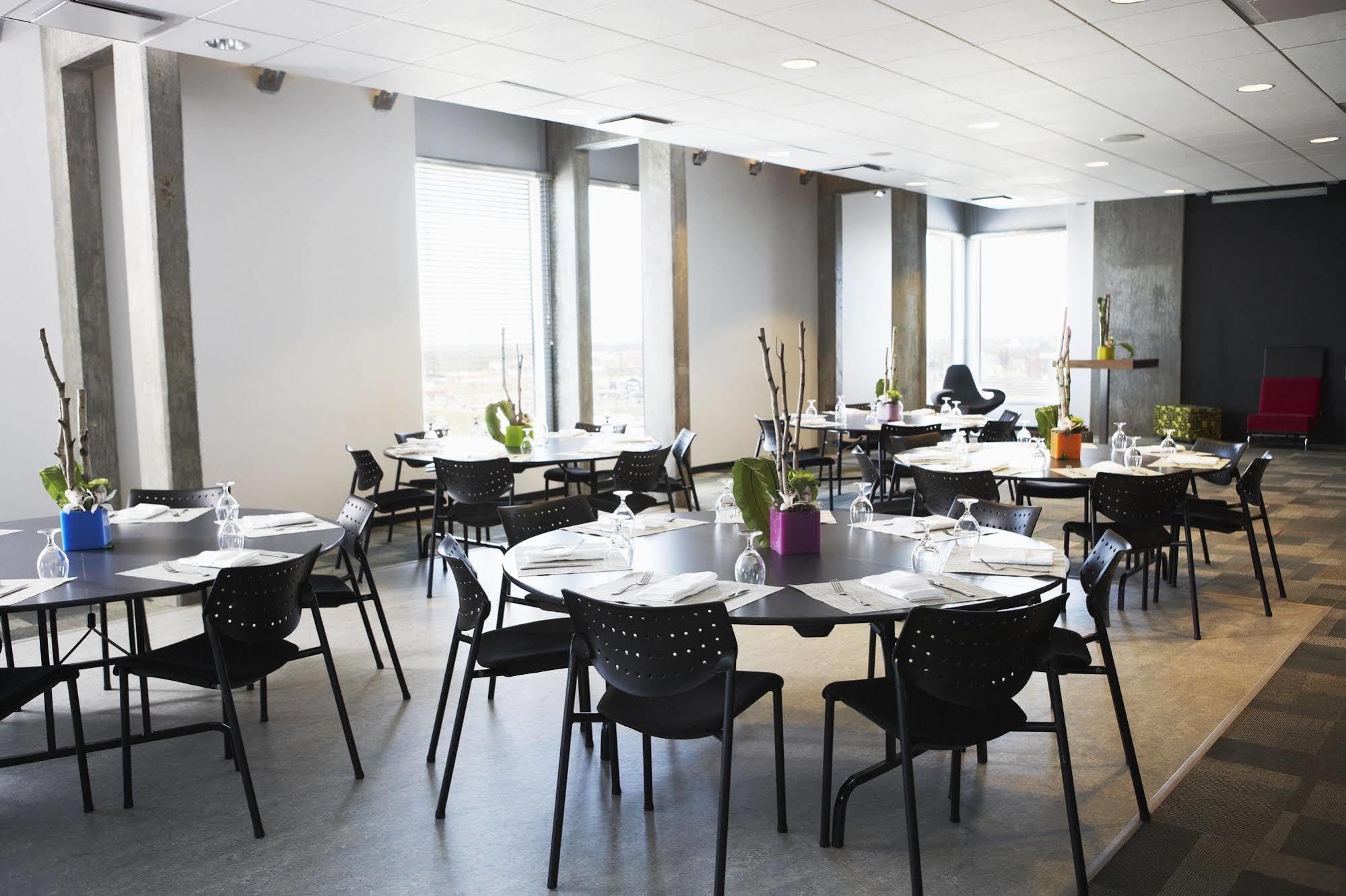 Hotel Alt Quartier Dix30 Brossard Εξωτερικό φωτογραφία